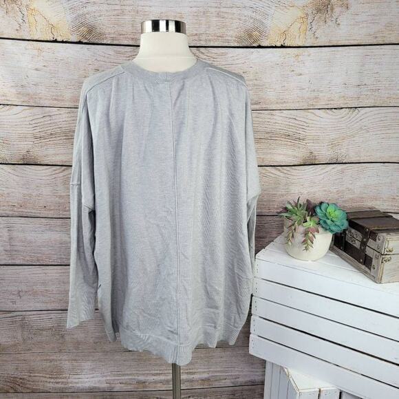 Mustard Seed Women's Round Neck Light Gray Sweater Size Medium - Picture 4 of 7